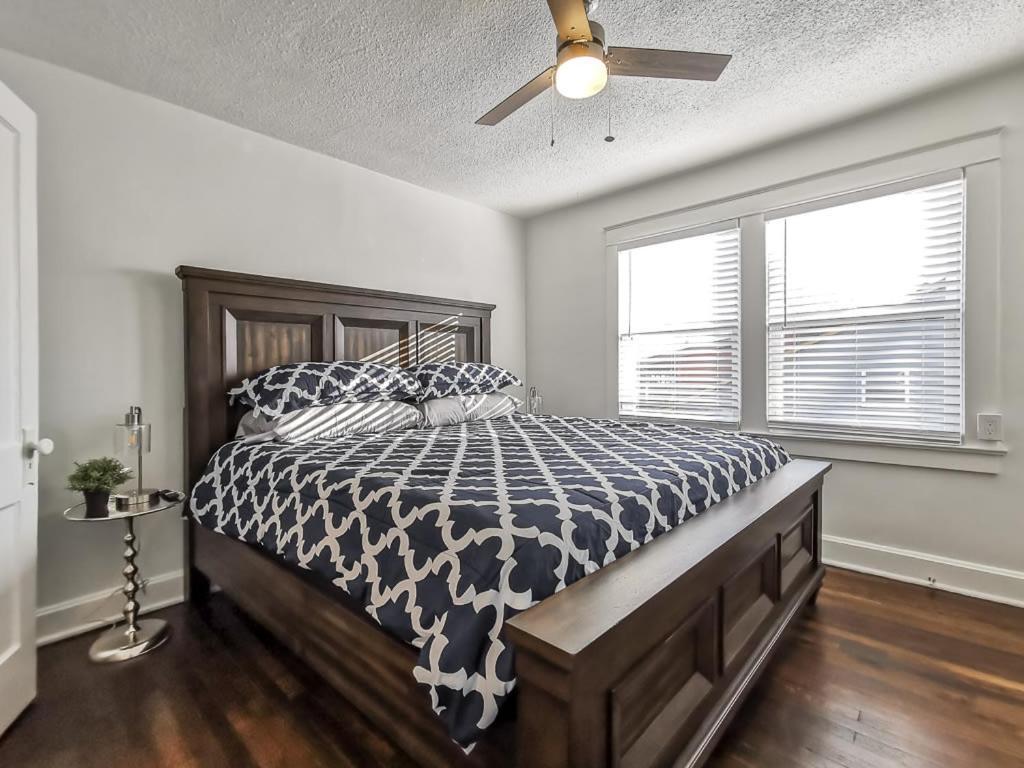 Newly Renovated Plaza Beauty-Three King Bedrooms Kansas City Dış mekan fotoğraf